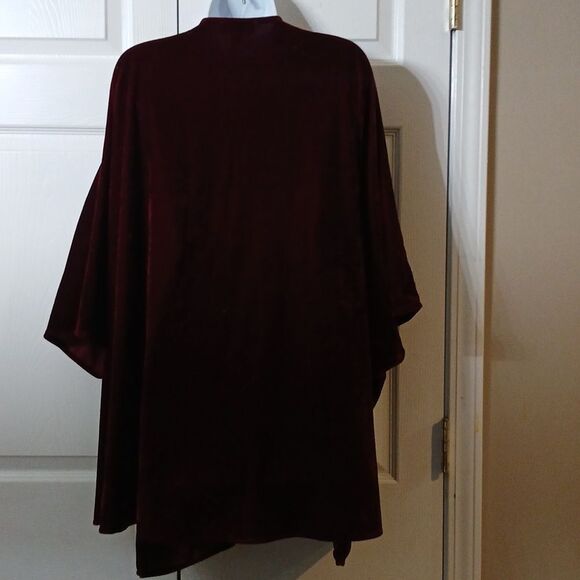 Umgee Dark Burgundy Velvet Embroidered Kimono Style open front Cardigan - Picture 6 of 7